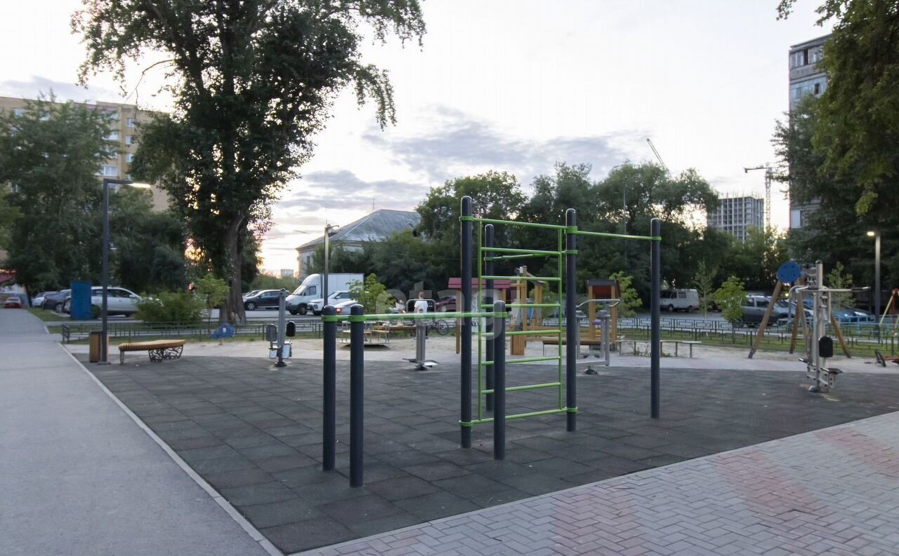 квартира г Тюмень р-н Центральный ул Щорса 1а фото 14