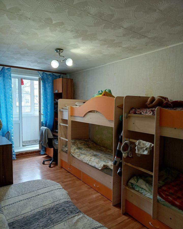квартира г Пермь р-н Орджоникидзевский ул Васнецова 11 фото 3