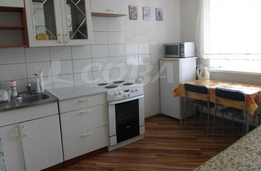квартира г Тюмень ул Газовиков 25к/2 фото 2