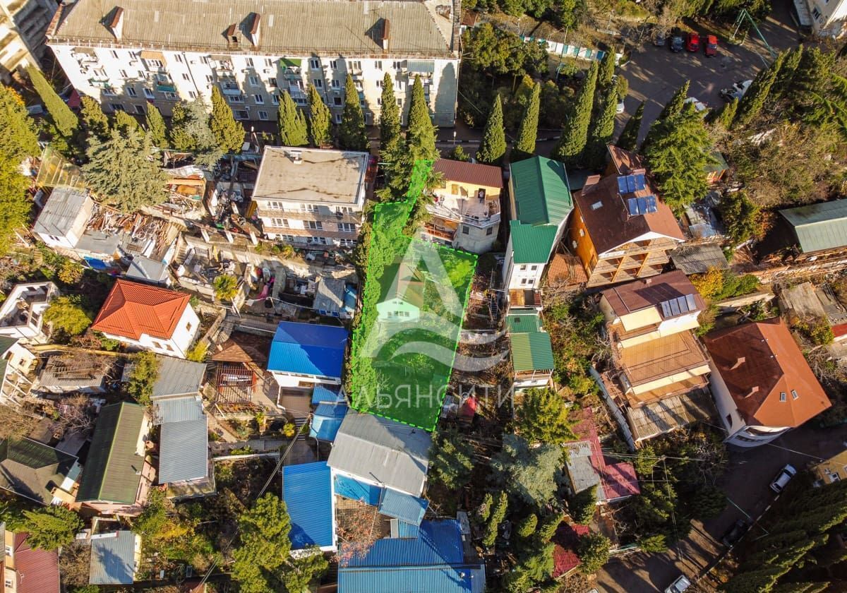 земля г Ялта пгт Гурзуф ул Артековская 9г фото 1