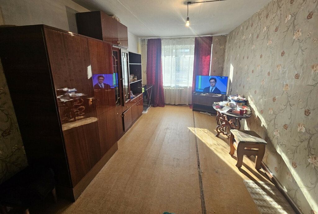 квартира г Саратов ул им Пугачева Е.И. 110 фото 1