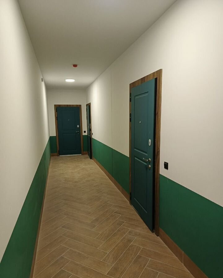 квартира г Тюмень р-н Калининский ул Фармана Салманова 3 фото 8