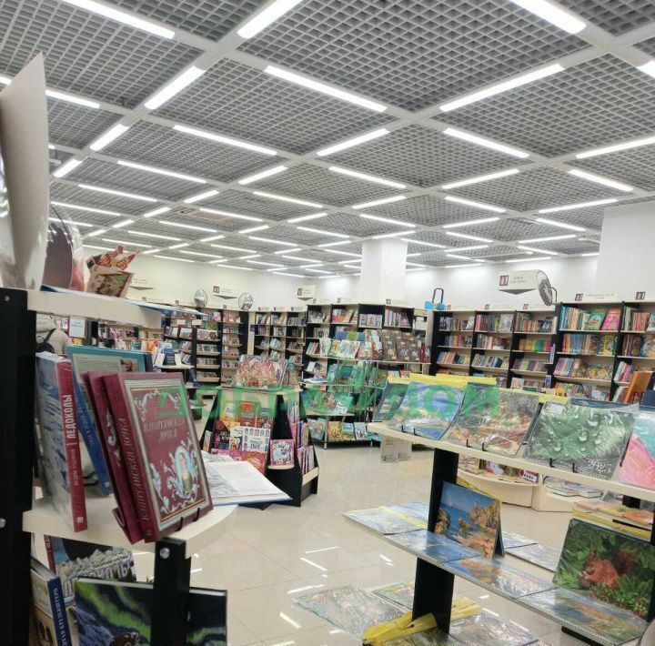 торговое помещение г Екатеринбург р-н Октябрьский ул Тверитина 45 фото 3
