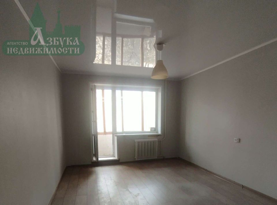 квартира г Смоленск р-н Промышленный ул Петра Алексеева 16 фото 2