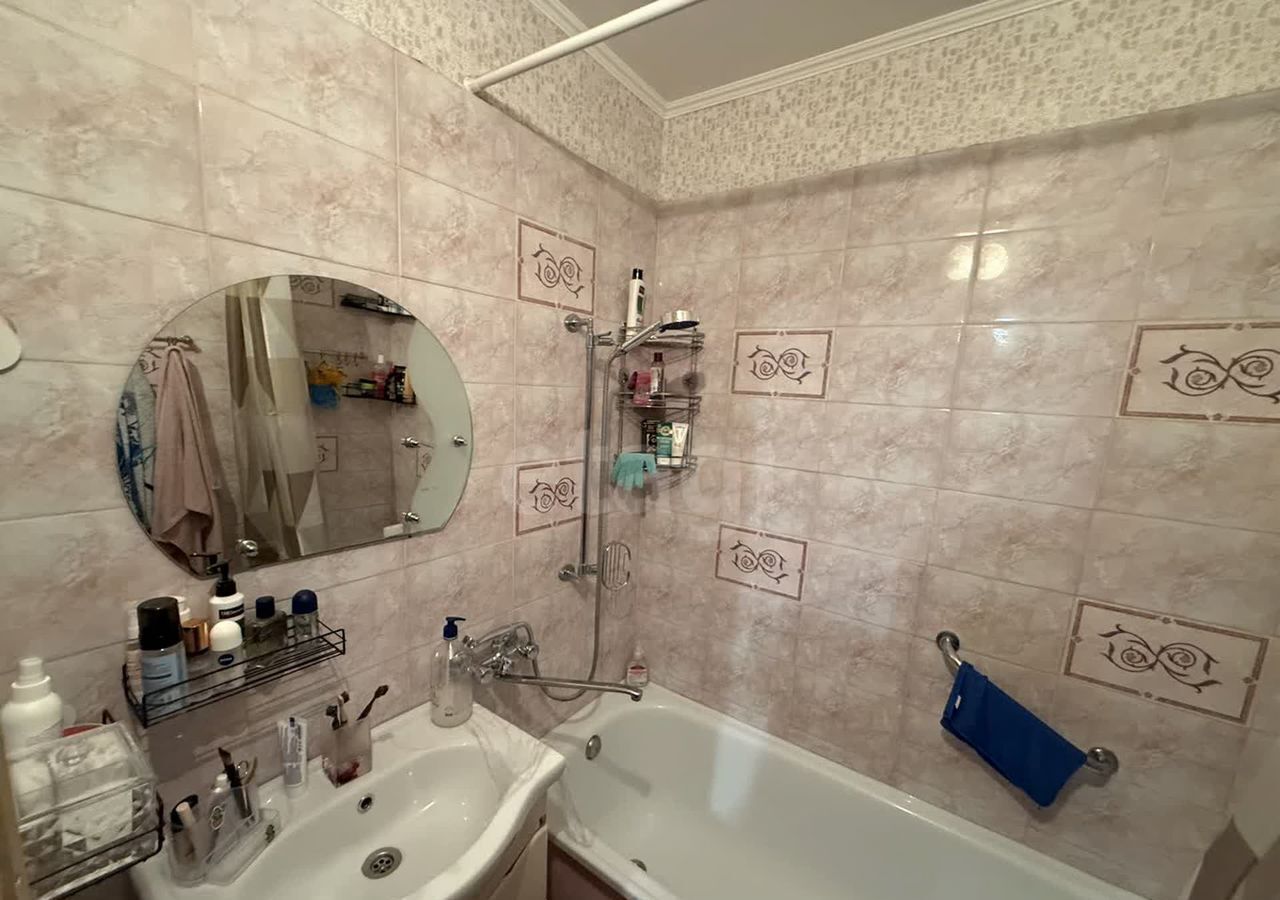 квартира г Саратов р-н Кировский ул им Батавина П.Ф. 12 фото 8
