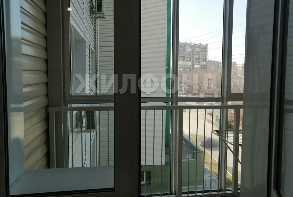 квартира г Новосибирск Золотая Нива ул Бориса Богаткова 253/4 фото 3