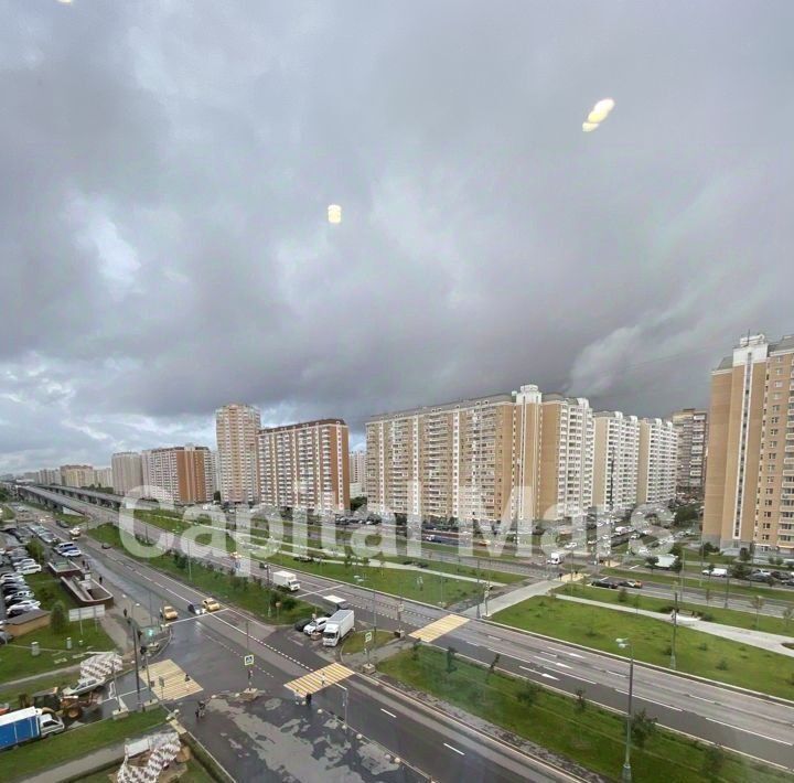 квартира г Москва метро Некрасовка пр-кт Защитников Москвы 12 фото 3