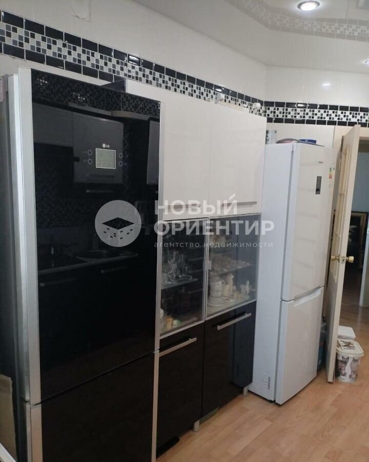 квартира г Екатеринбург Уральская ул Пехотинцев 21а фото 2