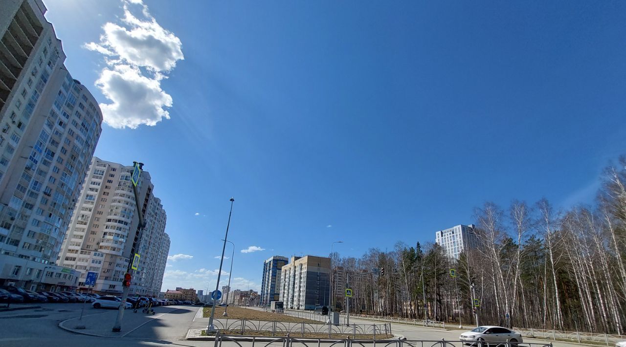 квартира г Екатеринбург Чкаловская б-р Академика Семихатова Н.А. 18 фото 2