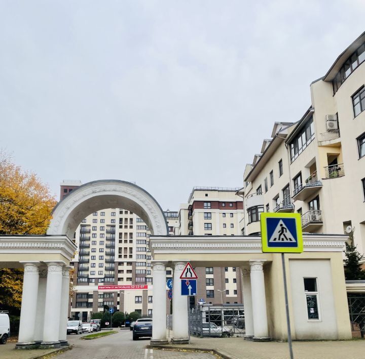 квартира г Калининград р-н Центральный ул Сержанта Колоскова 8 фото 2