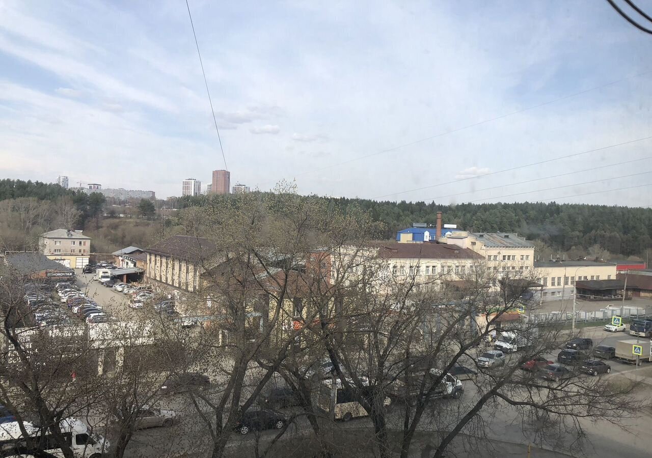 комната г Ижевск р-н Первомайский ул Орджоникидзе 10 фото 15