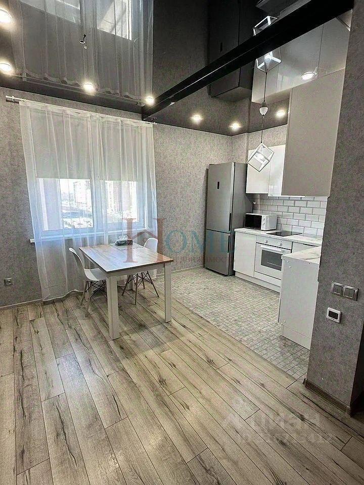 квартира г Новосибирск р-н Калининский пр-кт Красный 318 фото 2