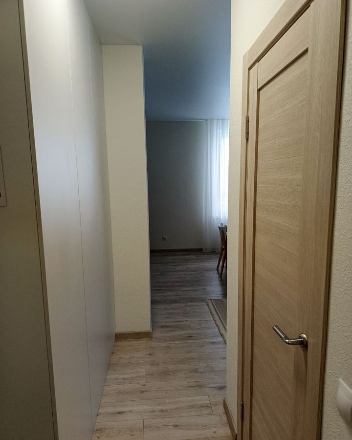 квартира г Тюмень р-н Ленинский ул Сергея Свиридова 11 фото 17