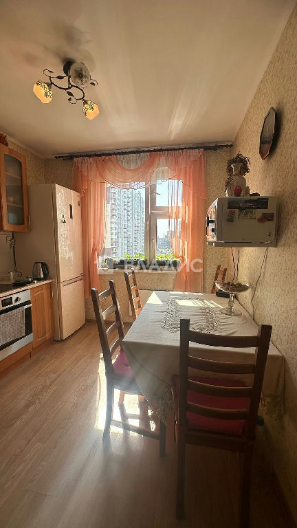 квартира г Москва метро Новохохловская обл Московская, Нововатутинская 2-я ул., 5 фото 3