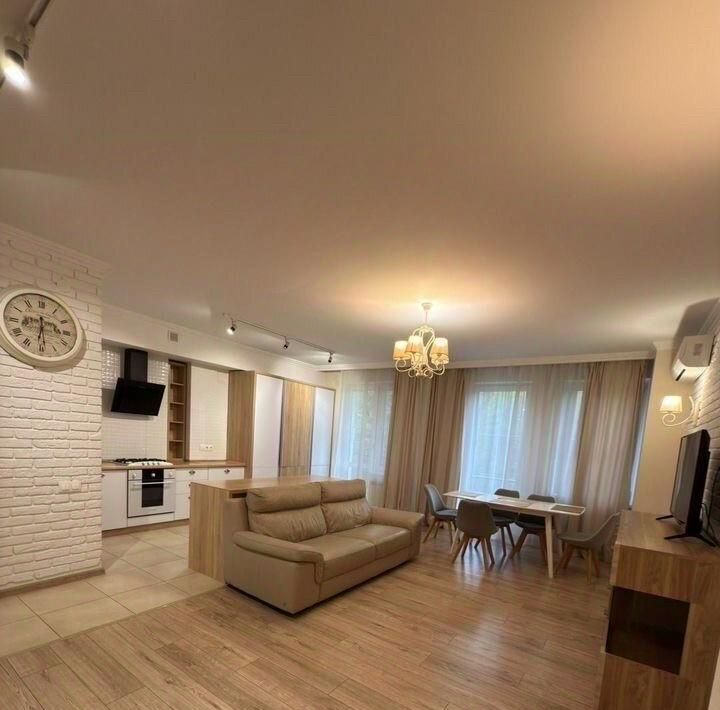 квартира г Калининград р-н Центральный пр-кт Мира 107 фото 3