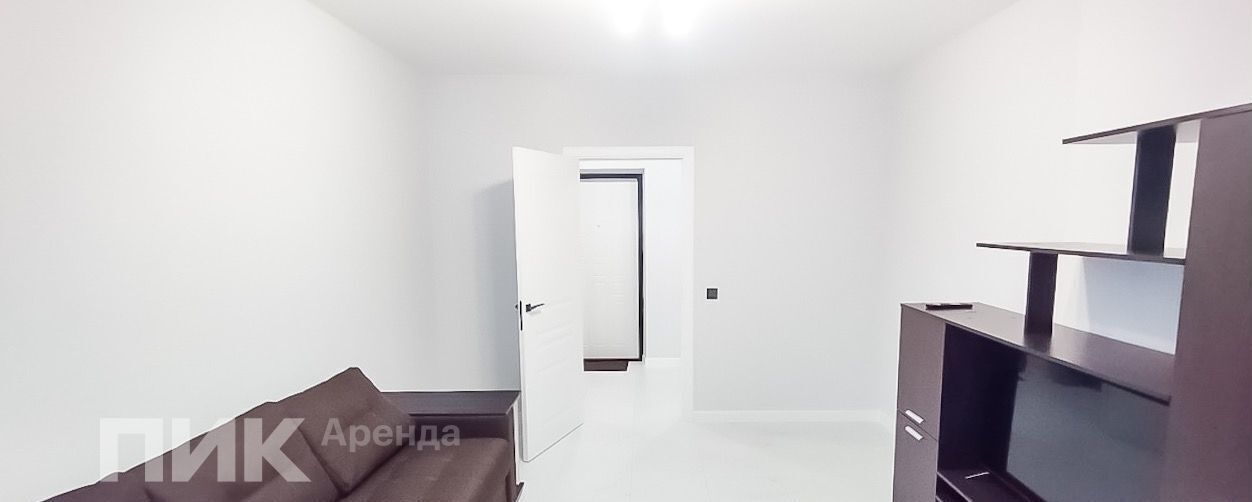квартира г Краснодар р-н Прикубанский ул Красных Партизан 1/4к 16 фото 2