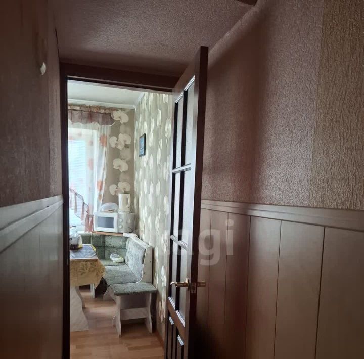 квартира г Волгоград р-н Кировский ул 64-й Армии 34а фото 7