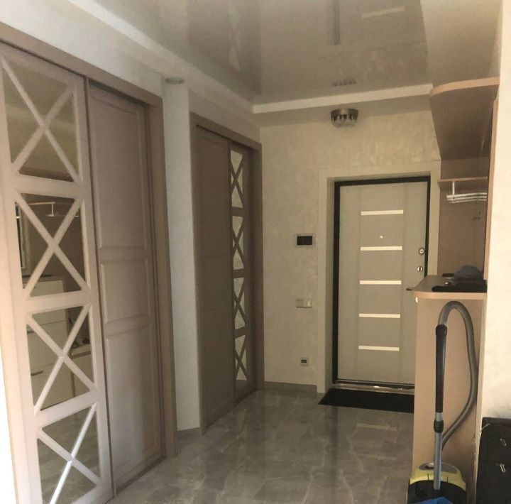 квартира г Тюмень р-н Центральный ул Сургутская 11к/2 фото 2
