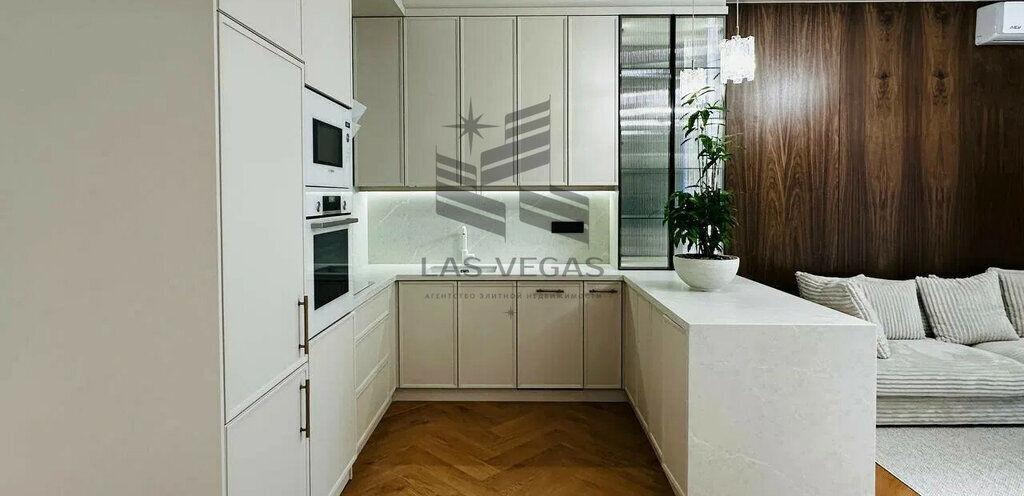 квартира г Казань Суконная слобода ул Аделя Кутуя 110е фото 1