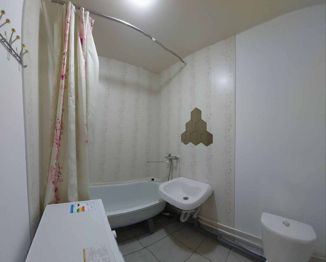 квартира г Краснодар р-н Прикубанский ул им. Героя Сарабеева В.И. 9/1 фото 2