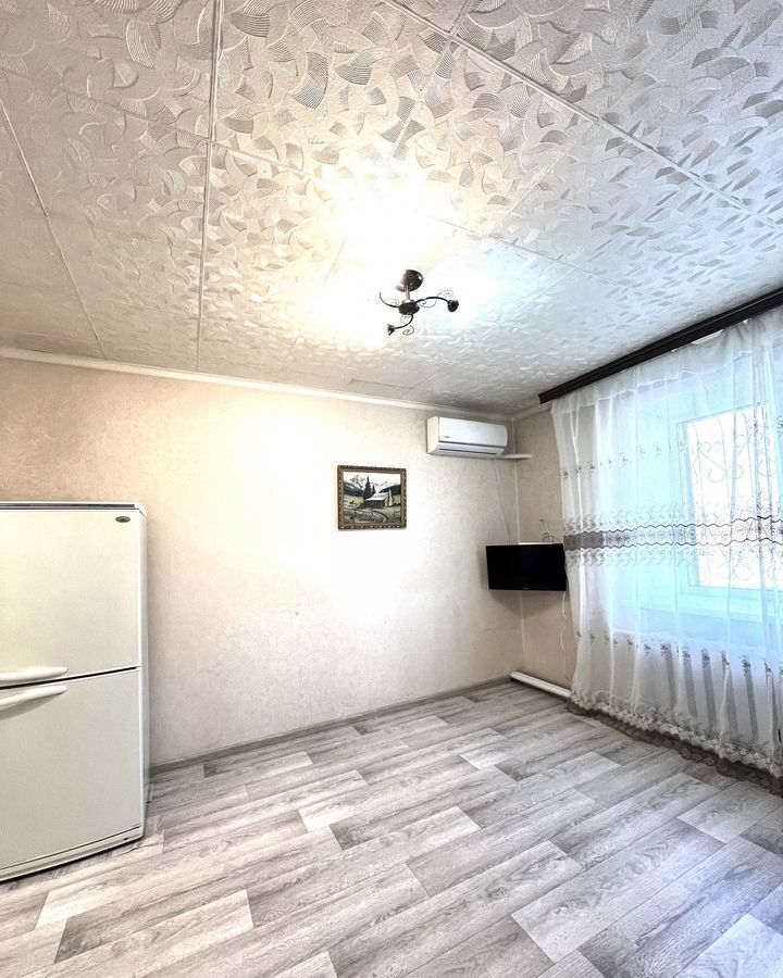 комната г Хабаровск р-н Индустриальный ул Вологодская 14а фото 3