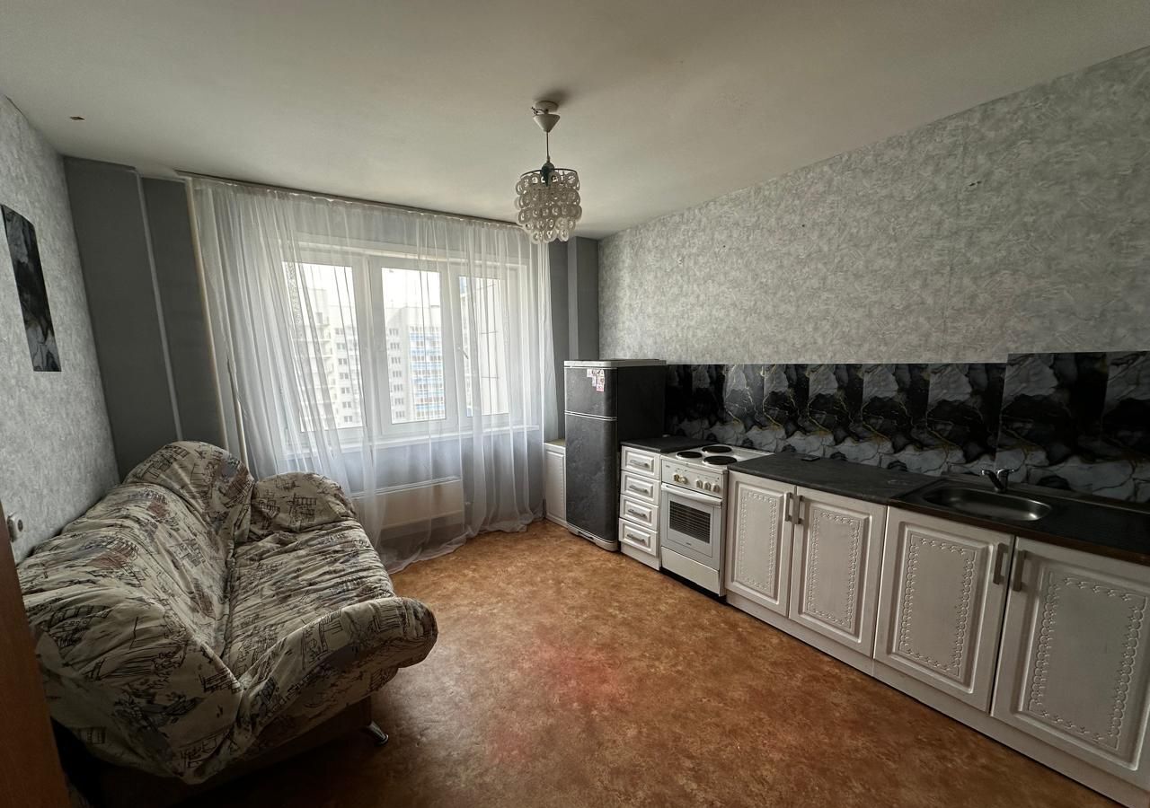 квартира г Красноярск р-н Свердловский ул Карамзина 12 фото 1