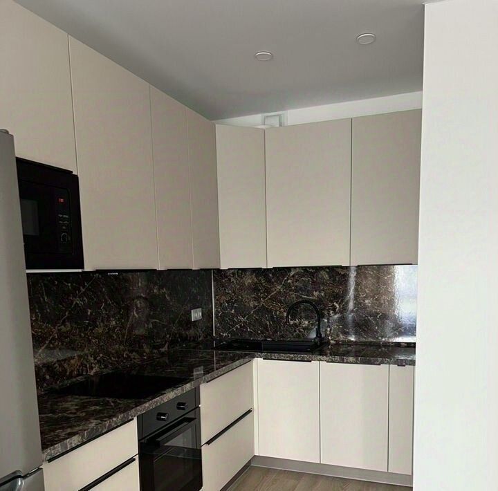 квартира г Москва метро Саларьево ул. Трехполье, 6к 1 фото 1