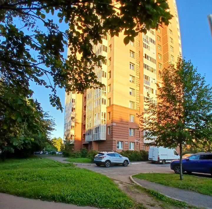 гараж г Санкт-Петербург метро Ломоносовская ул Седова 60 фото 4