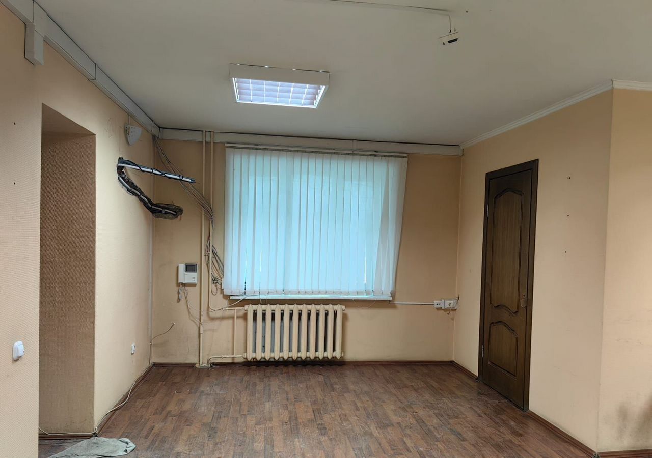 свободного назначения г Уфа р-н Кировский ул Рабкоров 2/1 фото 6