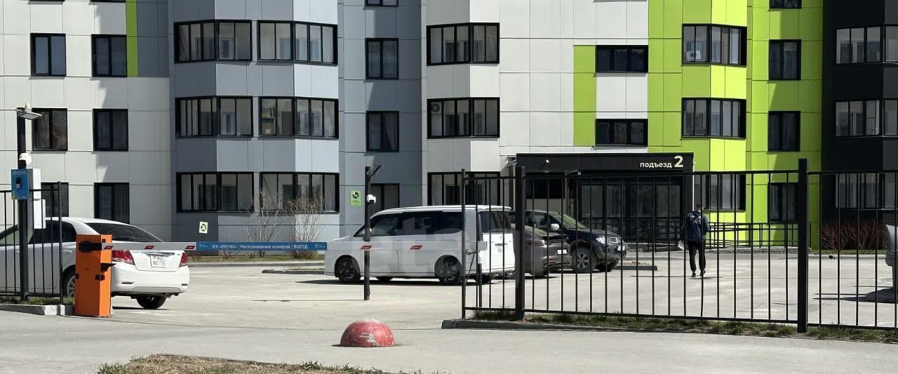 квартира г Новосибирск Октябрьская ул Ясный Берег 25 фото 16