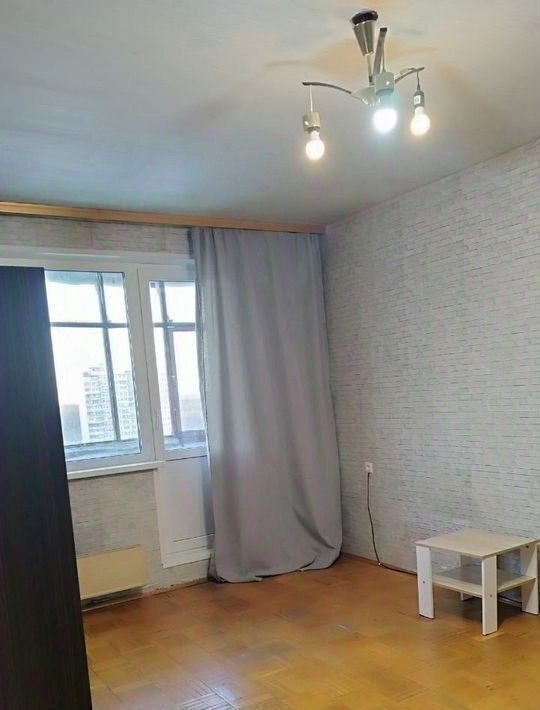 квартира г Москва метро Крылатское б-р Осенний 12к/3 фото 3