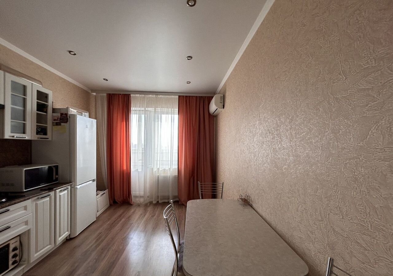 квартира г Краснодар р-н Прикубанский ул им. Симиренко 37к/3 фото 7