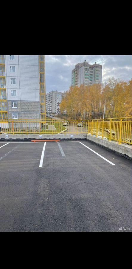машиноместо г Красноярск р-н Октябрьский ул Лесопарковая 17б фото 1