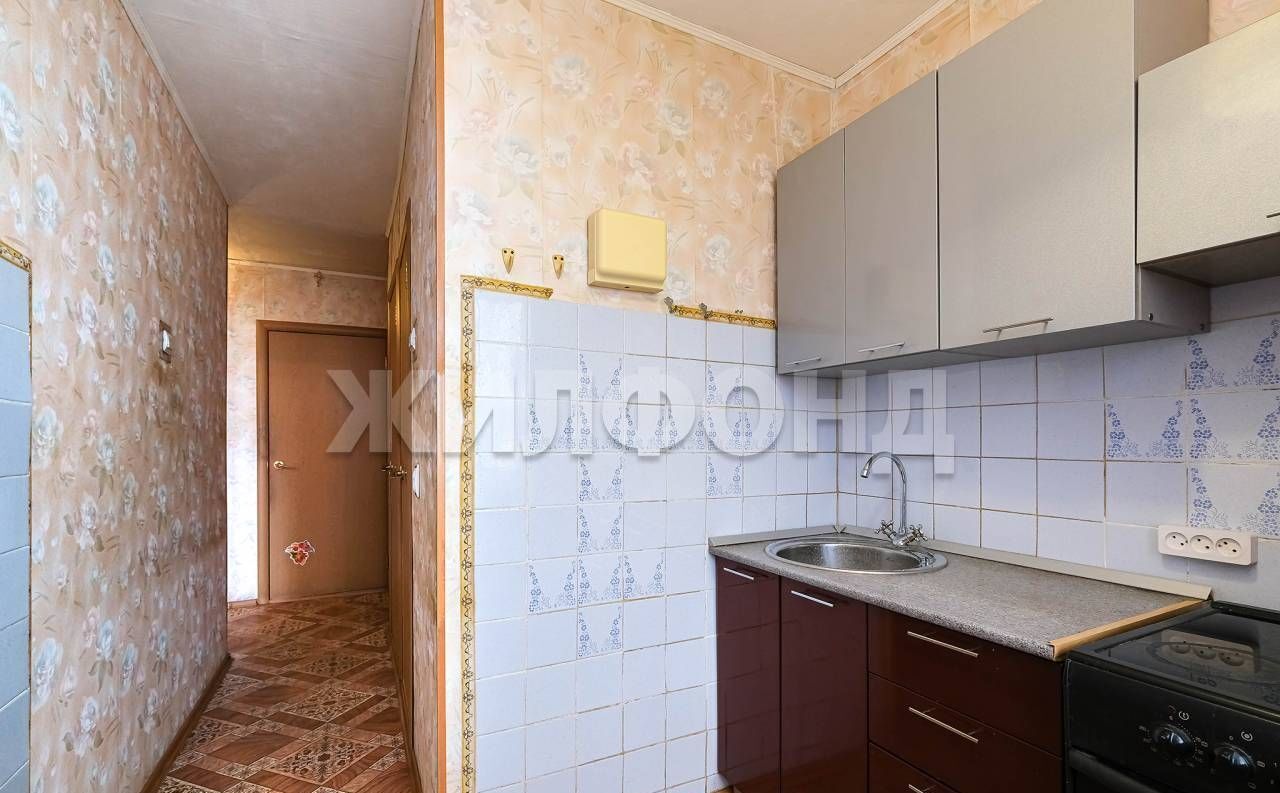 квартира г Новосибирск р-н Кировский ул Петухова 98 фото 3