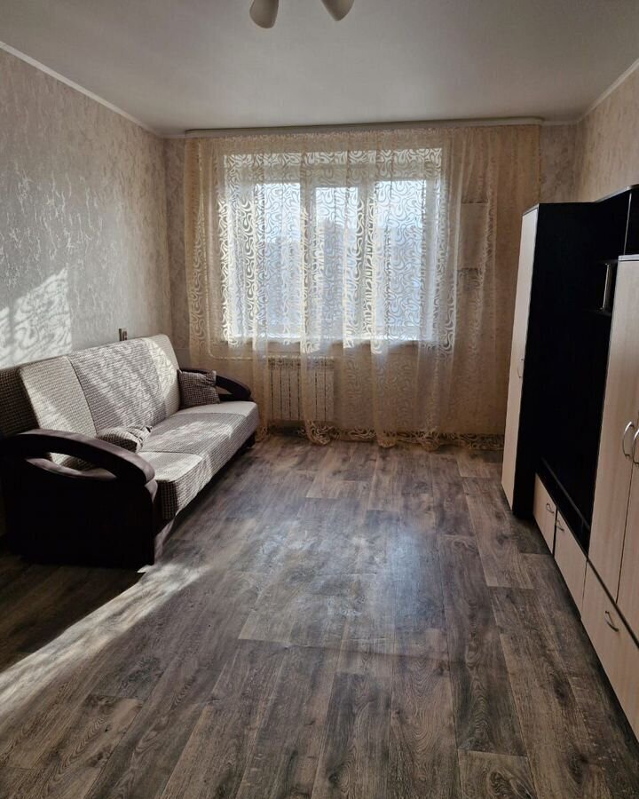 квартира г Новосибирск р-н Кировский ул Сибиряков-Гвардейцев 68 фото 1