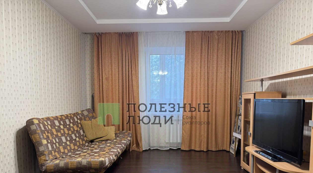 квартира г Саратов р-н Ленинский проезд 2-й им Блинова Ф.А. 6 фото 1