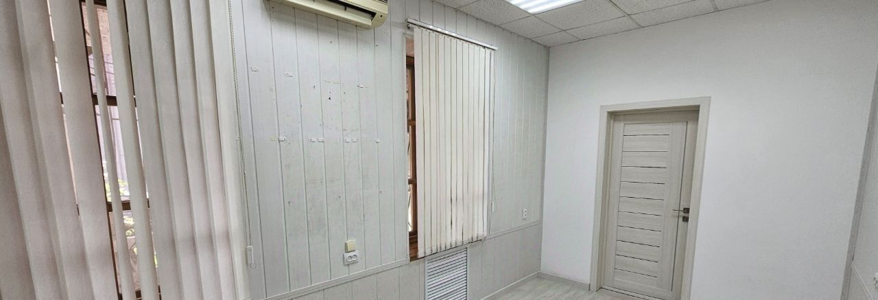 свободного назначения г Ростов-на-Дону р-н Кировский пр-кт Ворошиловский 26 фото 1