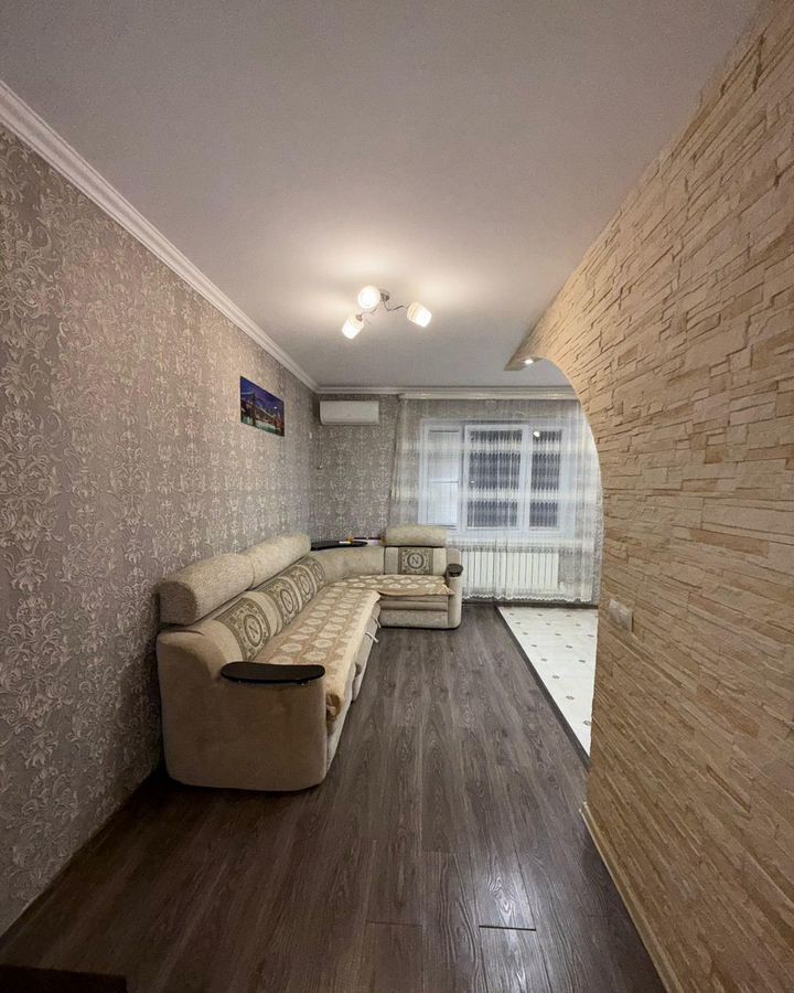 квартира г Краснодар р-н Прикубанский ул им. Героя Яцкова И.В. 15к/2 фото 1