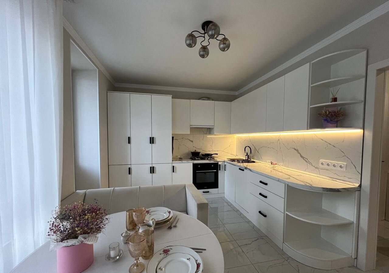 квартира г Невинномысск ул Калинина 206/1 р-н микрорайон 101 фото 1