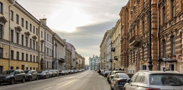 метро Гостиный Двор ул Миллионная 25 фото