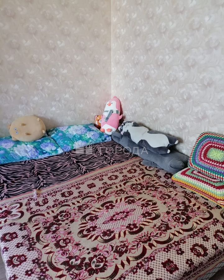 комната г Новосибирск р-н Калининский ул Макаренко 5 мкр-н Юбилейный фото 1