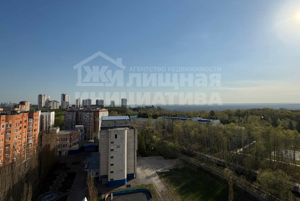 квартира г Уфа ул Подполковника Недошивина 13 фото 2