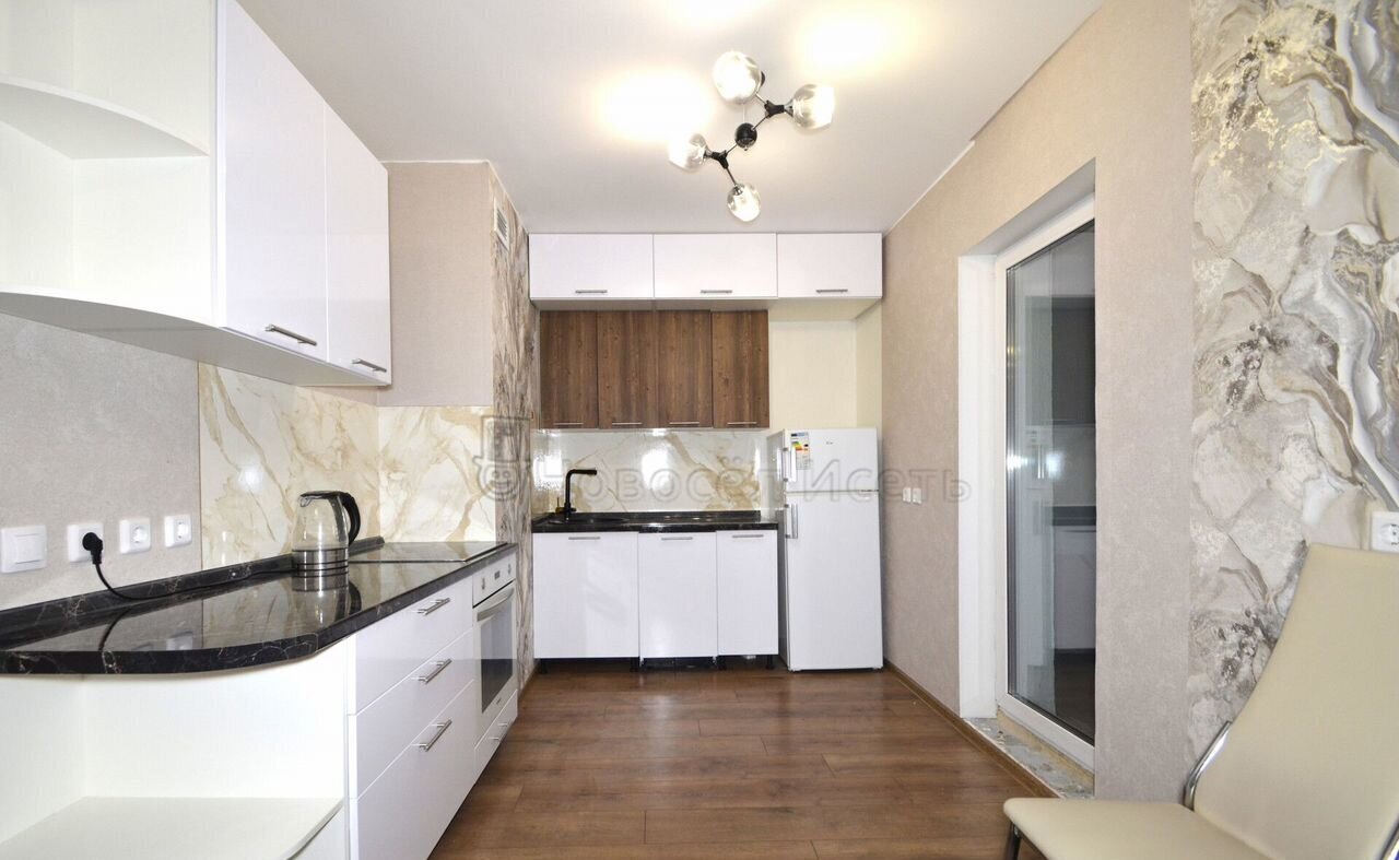 квартира г Екатеринбург р-н Железнодорожный ул Таватуйская 25к/2 фото 4