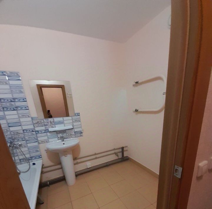 квартира г Нижний Новгород Горьковская ул Академика Сахарова 109к/2 фото 13