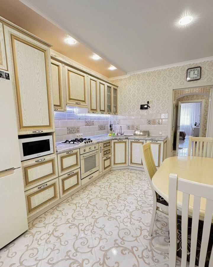 квартира р-н Ейский г Ейск ул Красная 43в фото 8