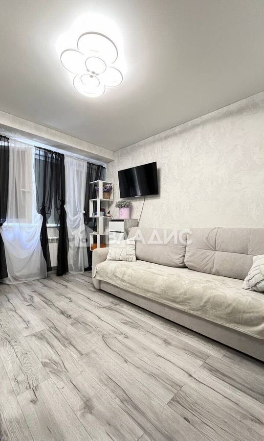 квартира г Москва метро Пролетарская наб Крутицкая 13 фото 7