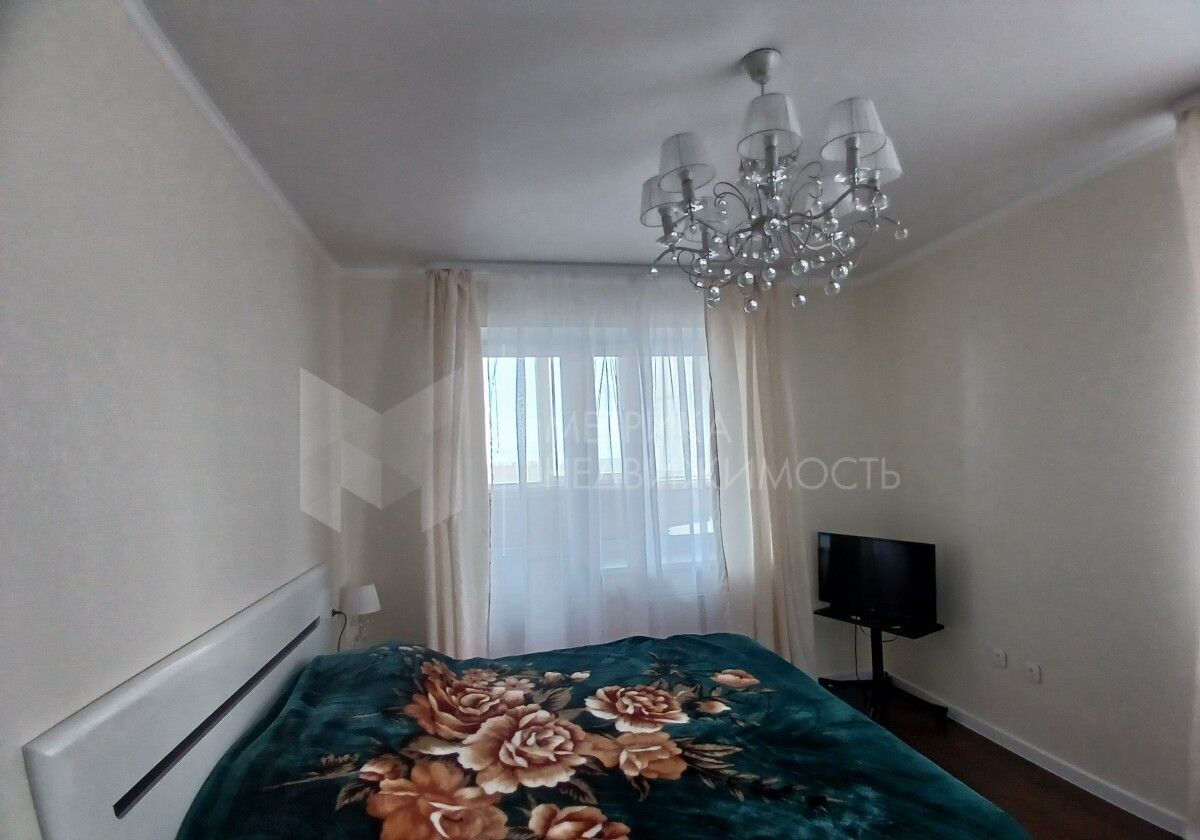 квартира г Тюмень р-н Центральный ул Мельникайте 2к/10 фото 7