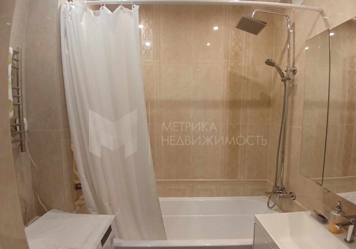 квартира г Тюмень р-н Центральный ул Мельникайте 2к/10 фото 19