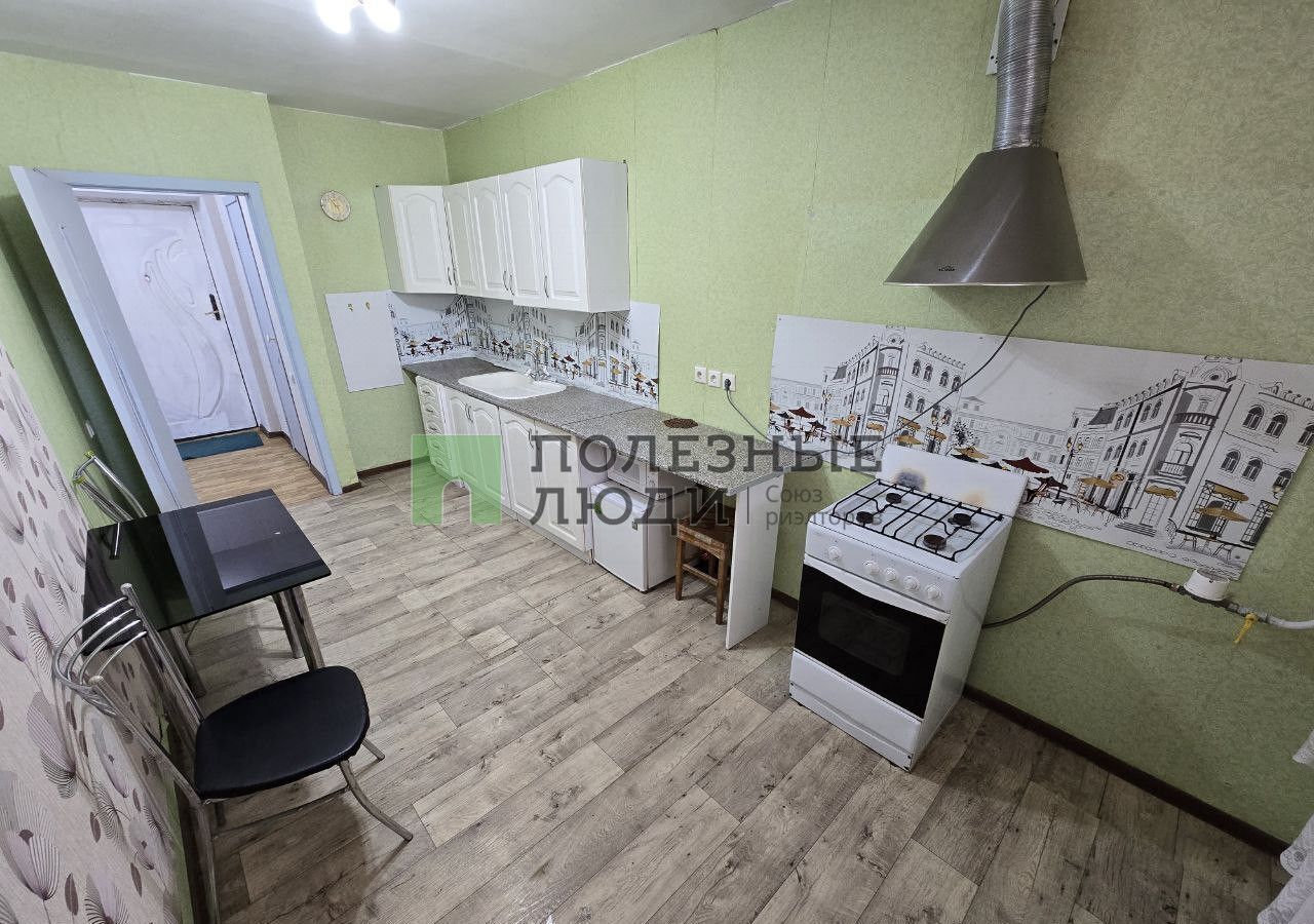 квартира г Саратов р-н Кировский ул им Батавина П.Ф. 12 фото 1