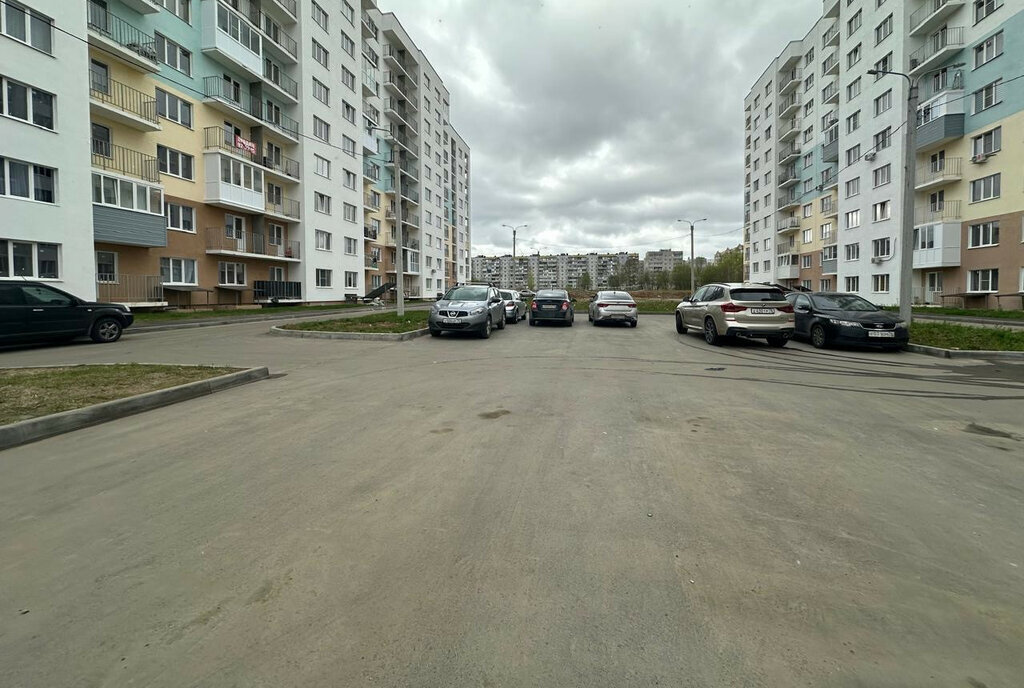 квартира г Ярославль ул Брагинская 18к/2 фото 16